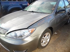 2005 Toyota Camry Le Gray 3.0L AT #Z21621